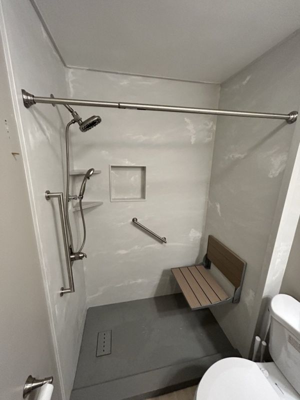 Top Tub To Shower Conversion Companies in Goodyear, AZ